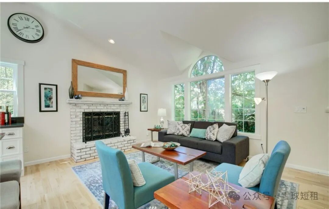 Original before-design photograph