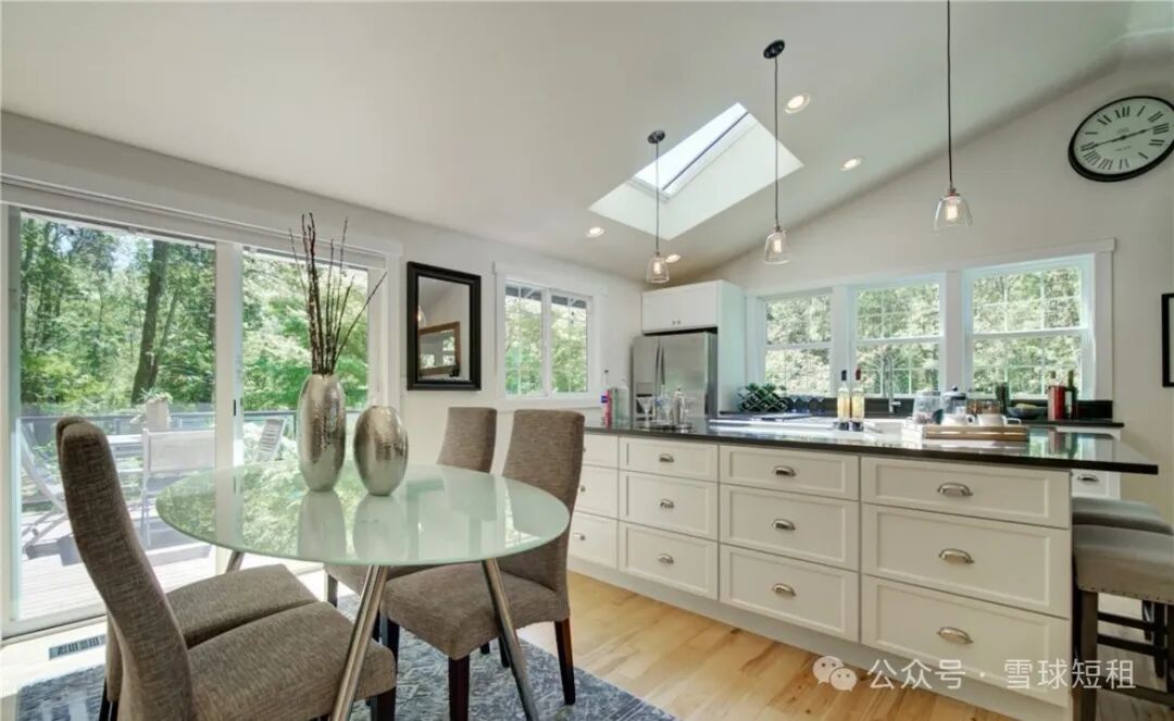 Original before-design photograph