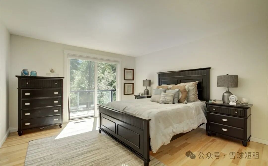 Original before-design photograph