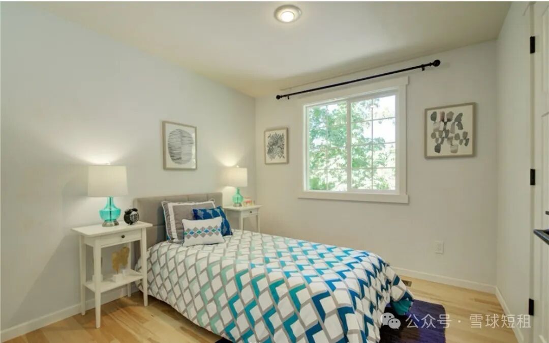 Original before-design photograph