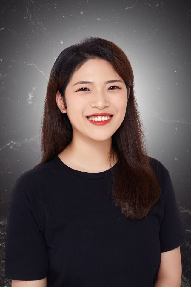 Xiao An, Snowball’s rental stylist